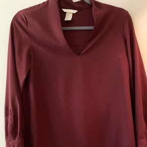 H&M maroon blouse